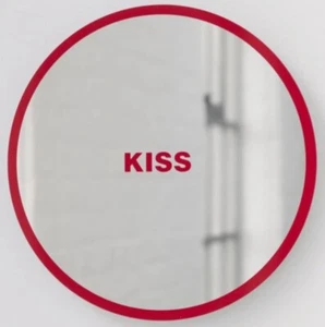 BARBARA KRUGER - OHNE TITEL - KISS 2024 Künstler gestempelt Limited Edition /300 - EXC - Bild 1 von 1
