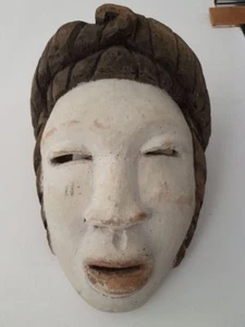 African mask woman . Masque africain   - Picture 1 of 9