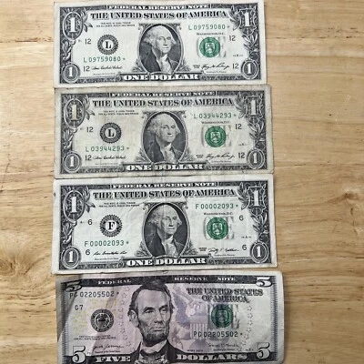 STAR NOTES Lot  2017 $5, 2006 $1 (2), 2009 $1 Circulated US Notes - 4 Pcs - Image 1 of 4