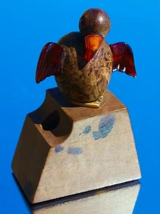 DUNHILL HENRY HOWELL YZ BIRD ? ART DECO QUALITY AMBER NUT & HARDWOOD PEN HOLDER - Picture 1 of 8