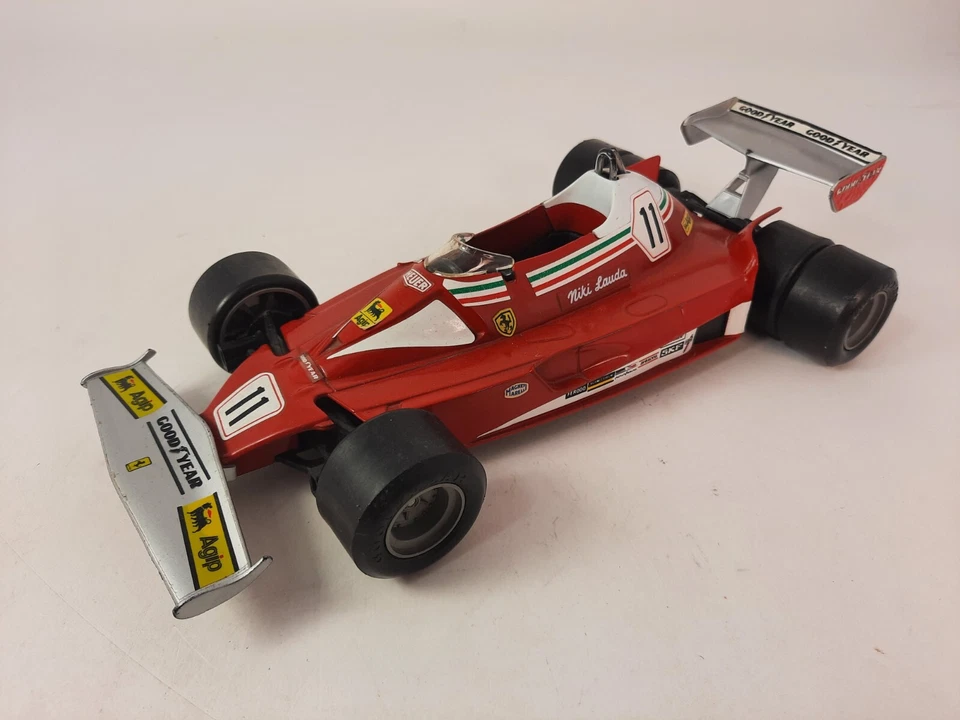 Polistil Ferrari 312 T2 #11 Niki Lauda six wheels test 1977 1/16 GG4 DEFECT - Immagine 1 di 4