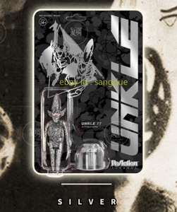 UNKLE Reaction Figur Silber Retro Hängekarte Designer Spielzeug 3,75'' auf Lager - Bild 1 von 1