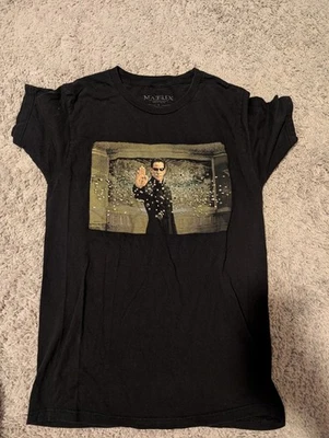 Matrix Neo Stopping Bullets Shirt Size Small 100% Cotton Vintage Branded - Image 1 of 3