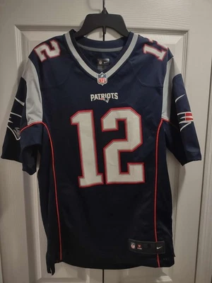 Camiseta Tom Brady Nike On Field Patriots para hombre pequeña (ver notas) Foto 1 de 3
