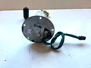 KAWASAKI ZX 1000 LEF FUEL PUMP AND FUEL GAUGE SENDER UNIT  49040-0727    2014 - Picture 1 of 8