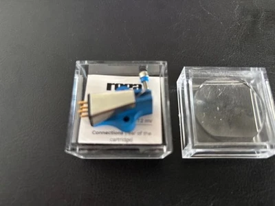 Rega Elys 2 cartridge - Image 1 of 2