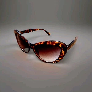 MIU MIU Cat Eye Sunglasses Tortoise 1623 Brown Vintage 136 58-16 Gradient Retro - Picture 1 of 12