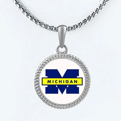 Michigan Wolverines Mens Womens 20" Lnk Chain Pendant Necklace w Gift Pkg D22 Cover