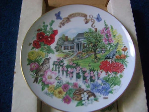 YOUR CHOICE (F) OF DECORATIVE COLLECTORS PLATES (buy 4 - get FREE SHIPPING) - Picture 1 of 12