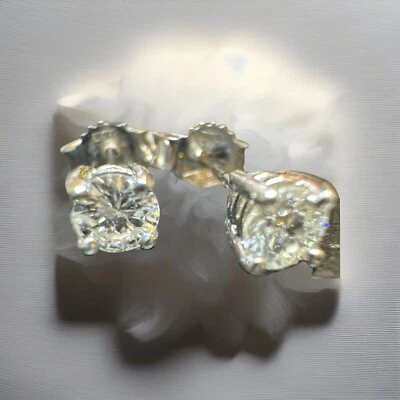 Solid Platinum 0.50ct Natural Diamond Studs Earrings Hallmarked - Image 1 of 4