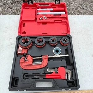 Cummins Manual Ratchet Pipe Threader Kit Threading Dies Pipe Cutter & Wrenches - Picture 1 of 16