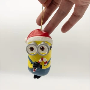 Despicable Me Minions adorno de Navidad sombrero de Santa bastón de caramelo decoración navideña - Imagen 1 de 7