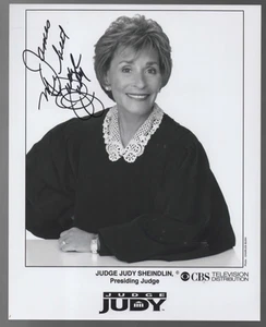 Judge Judy Scheindlin Signed Autographed 8x10 Photo CBS Studio TV Legend GOAT - Picture 1 of 1