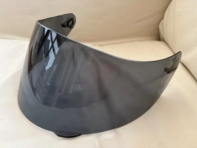 Visera AGV GT2-1 tinte oscuro AGV K3 SV, K1, K5-S, compacta (no lista para Pinlock) S-MS Foto 1 de 4