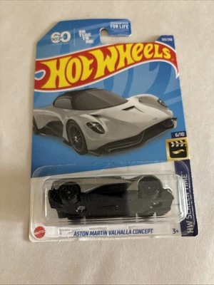 Hot Wheels 2022 Silver Aston Martin Valhalla Concept #103, HW Screen Time 6/10 - Изображение 1 из 3