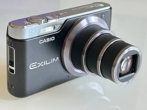 Casio Exilim EX-H5 - Foto 1 di 20