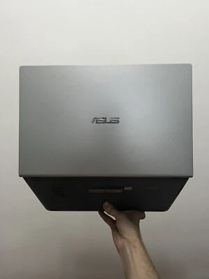 asus notebook - Immagine 1 di 4