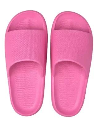 Zapatillas impermeables Victoria’s Secret ROSA talla L 9/10 totalmente nuevas Foto 1 de 4