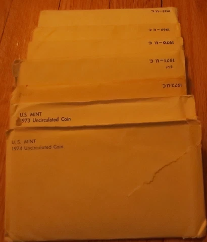 1968 1969 1970 1971 72 1973 1974 US Mint Mint Sets 7 set P and D Uncirculated Cover
