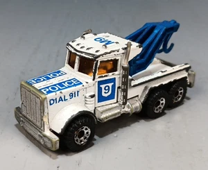 Matchbox Peterbilt Police Wrecker White 1981 Macau - Picture 1 of 4