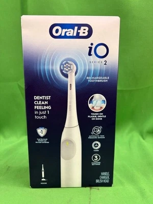 Oral-B iO Series 2 Rechargeable Electric Powered Toothbrush White New (E4) - Image 1 of 3