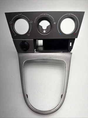 03-08 Pontiac Vibe переключатель климат-контроль отделка ободок с хранения и розетка питания - Изображение 1 из 4