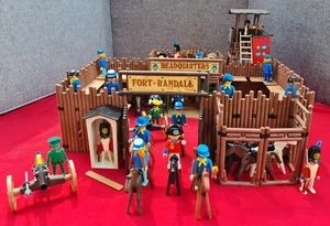 Playmobil Fort Randall Westernstadt Cowboys, Indiander, viel Zubehör - Bild 1 von 6