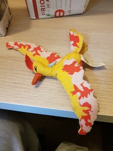 peluches pokemon burger king