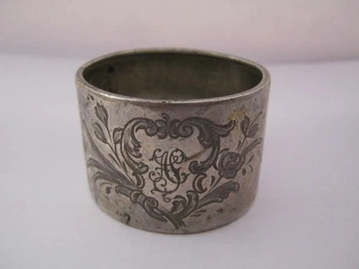 Anillo servilletero de plata continental vintage con sello de luna creciente alemana y corona Foto 1 de 4