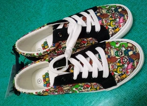 Neu mit Etikett Nintendo Super Mario Big Kinder Größe 4 Schnürschuhe Halbschuhe - Bild 1 von 5