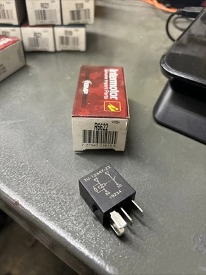 Intermotor BWD R6622, relé de faros, seleccionar 95-14 Mercedes-Benz Foto 1 de 4