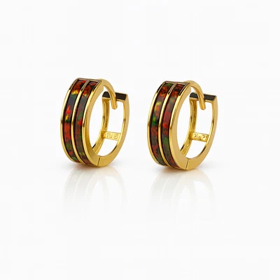 Pendientes de aro Huggie de ópalo negro de doble fila de oro amarillo de 14k Foto 1 de 2