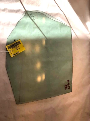 VOLKSWAGEN JETTA 2005-2010 4 puertas puerta trasera ventana de vidrio lado derecho del pasajero Foto 1 de 4