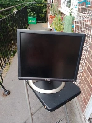 Dell LCD Monitor Model 1703FPt With Tilt Turn Rotate Up & Down Stand - Image 1 of 4