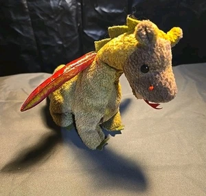Ty Beanie Baby Scorch Dragon Beanbag Peluche Alas Brillantes 1998 Usado en Excelente Condición - Imagen 1 de 9