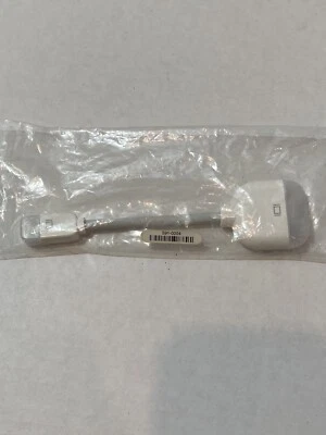 NEW GENUINE APPLE DISPLAY ADAPTER MINI-VGA to VGA OUTPUT - Image 1 of 4