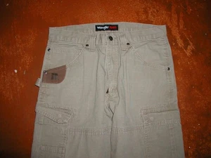 WRANGLER Sz 34x32 khaki RIGGS workwear cargo carpenter rip stop jeans pants tan - Picture 1 of 3