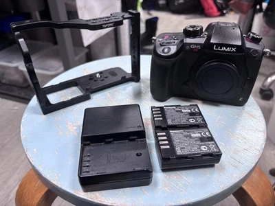 Panasonic LUMIX GH5S Mirrorless Camera Body – Good Working Condition - Image 1 of 4