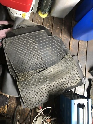 Alfombrillas delanteras de goma BMW E38 1995-2001 - ¡RARAS! 740i 740IL 750IL Foto 1 de 2