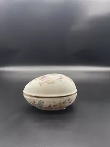 Vintage 1974-79 Avon Japan Egg Shaped Trinket Box w/ Butterflies & 22K Gold Trim - Picture 1 of 4