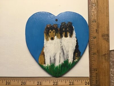 Hecho a mano de madera pintado a mano AZUL MERLE RUGOSO COLLIE/SABLE COLLIE adorno/imán Foto 1 de 4
