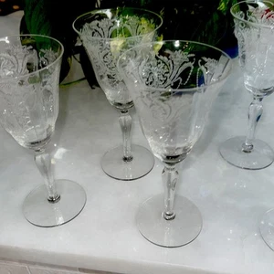 Elegant Set of 6  Crystal Water or Wine Goblets  7 3/4" tall; Gorgeous Design - Picture 1 of 5