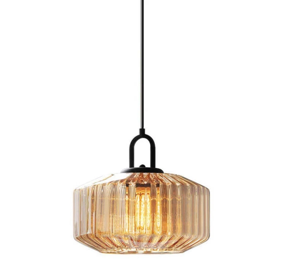 Lámparas colgantes modernas con vidrio soplado a mano ámbar Foto 1 de 4