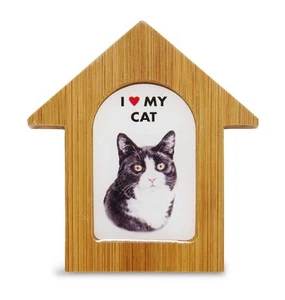 Black & White Cat Wooden Dog House Magnet 3.5 X 3 In. Self Standing - Picture 1 of 1