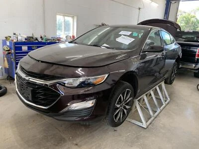 Used Fuse Box Engine fits: 2020 Chevrolet Malibu ID 84586305 Grade A - Image 1 of 4