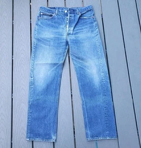 Jeans vintage Levis 501xx blu USA 36x34 (adatto 33x30) bottone mosca made in USA anni 90 - Foto 1 di 14