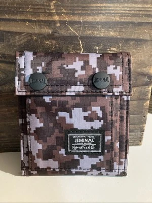 JEMINAL Mens Trifold Camo Wallet New - Image 1 of 4