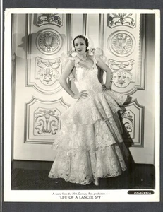 SEXY + GLAMOROUS DOLORES DEL RIO - FIRST LATINA SUPER STAR - 1937 KEY BOOK - Bild 1 von 1
