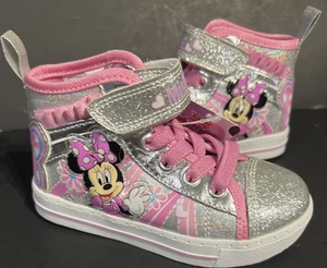Mädchen Größe 7 Kleinkind Turnschuhe Disney Mini Mouse Hakenschlaufe Slipper ohne Schnürsenkel EU 23 - Bild 1 von 9