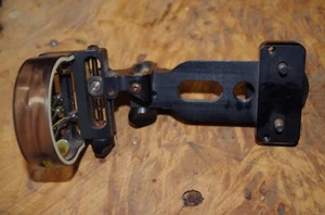 Hoyt Archery Elite Micro Adjusting 5 PIN Sight Quick Detach RH - Picture 1 of 4